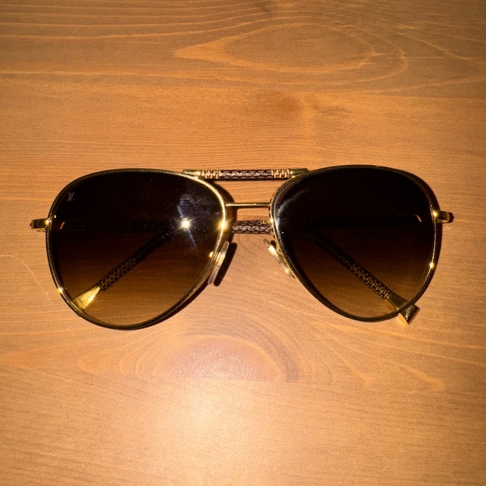 LOUIS VUITTON MENS SUNGLASSES